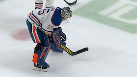 Oilers goalie Jarry leaves game vs. Bruins with injury