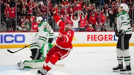 NHL: Stars 3, Red Wings 4 (OT)