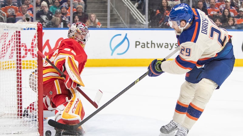 Draisaitl nets hat trick, McDavid adds five assists as Oilers douse Flames